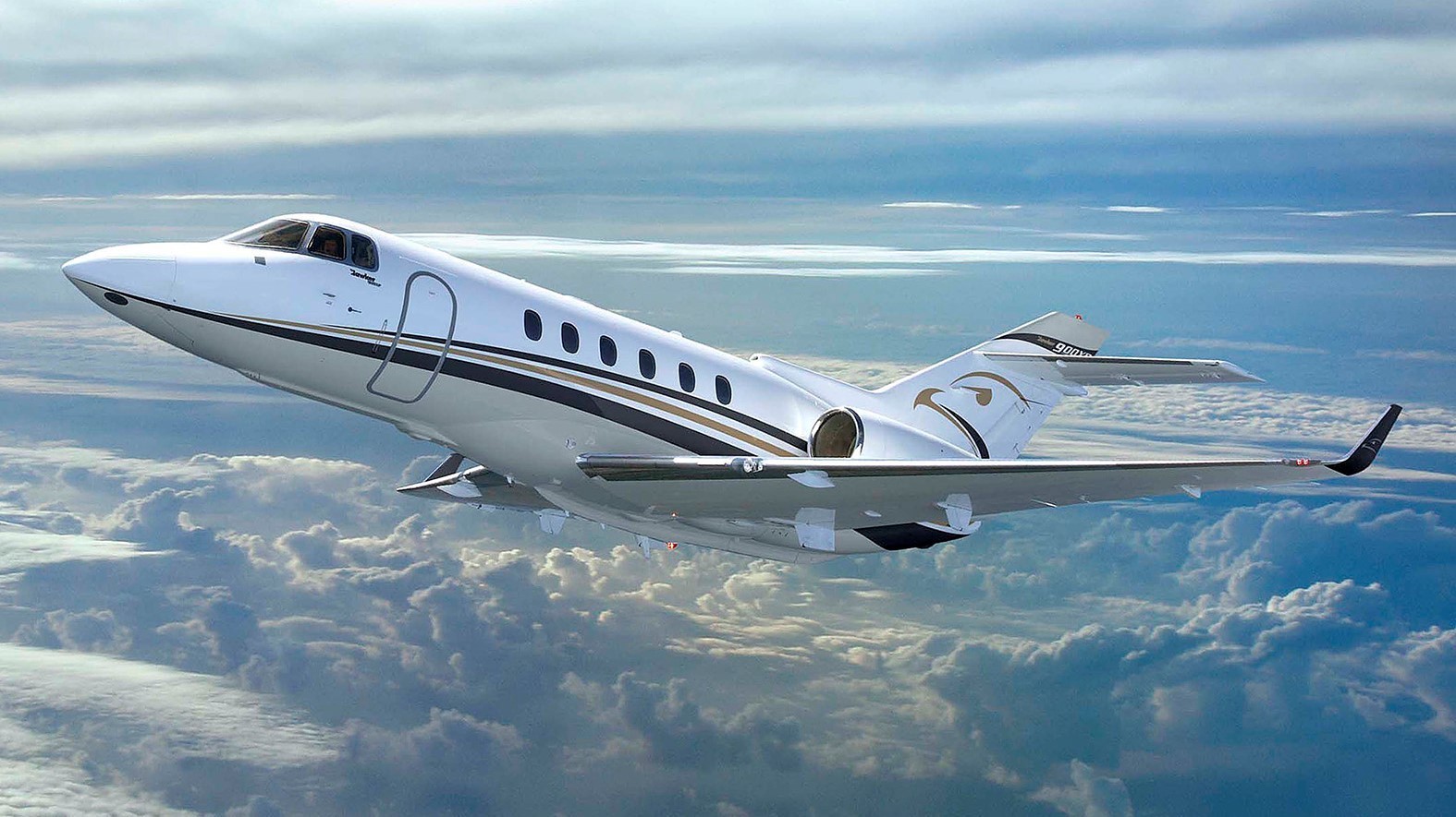 Hawker 800XP - exterior and cabin