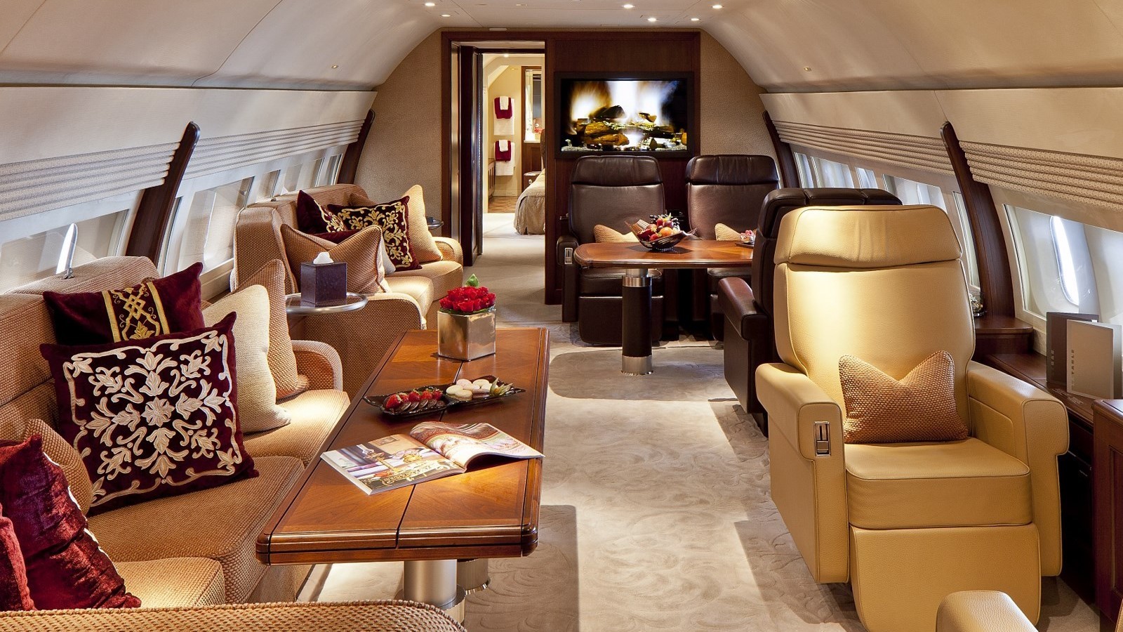 Boeing Business Jet - exterior and cabin