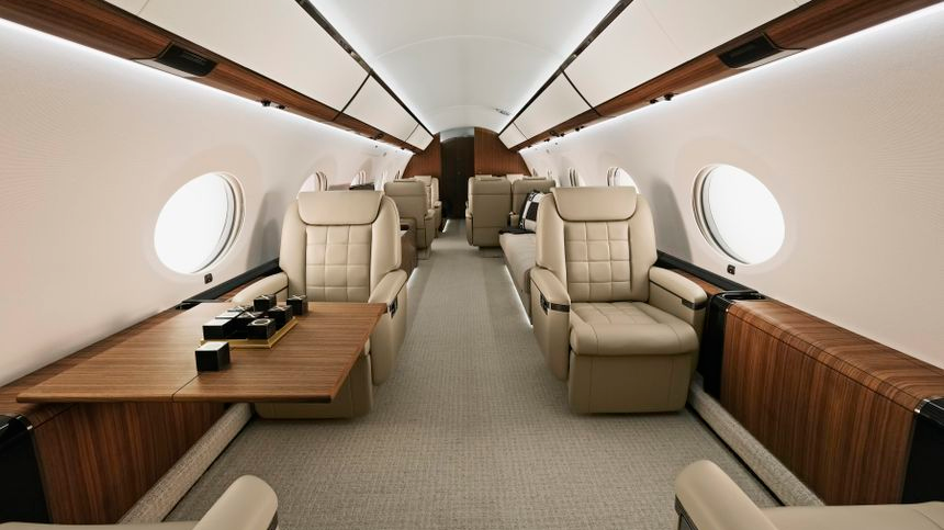 Gulfstream G650ER/650 - exterior and cabin