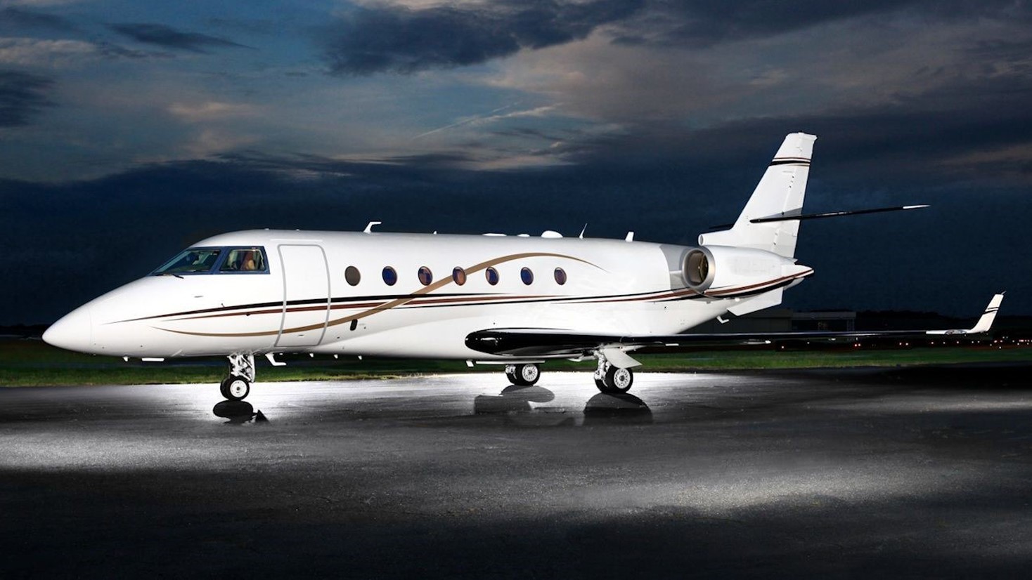 Gulfstream G280/200 - exterior and cabin